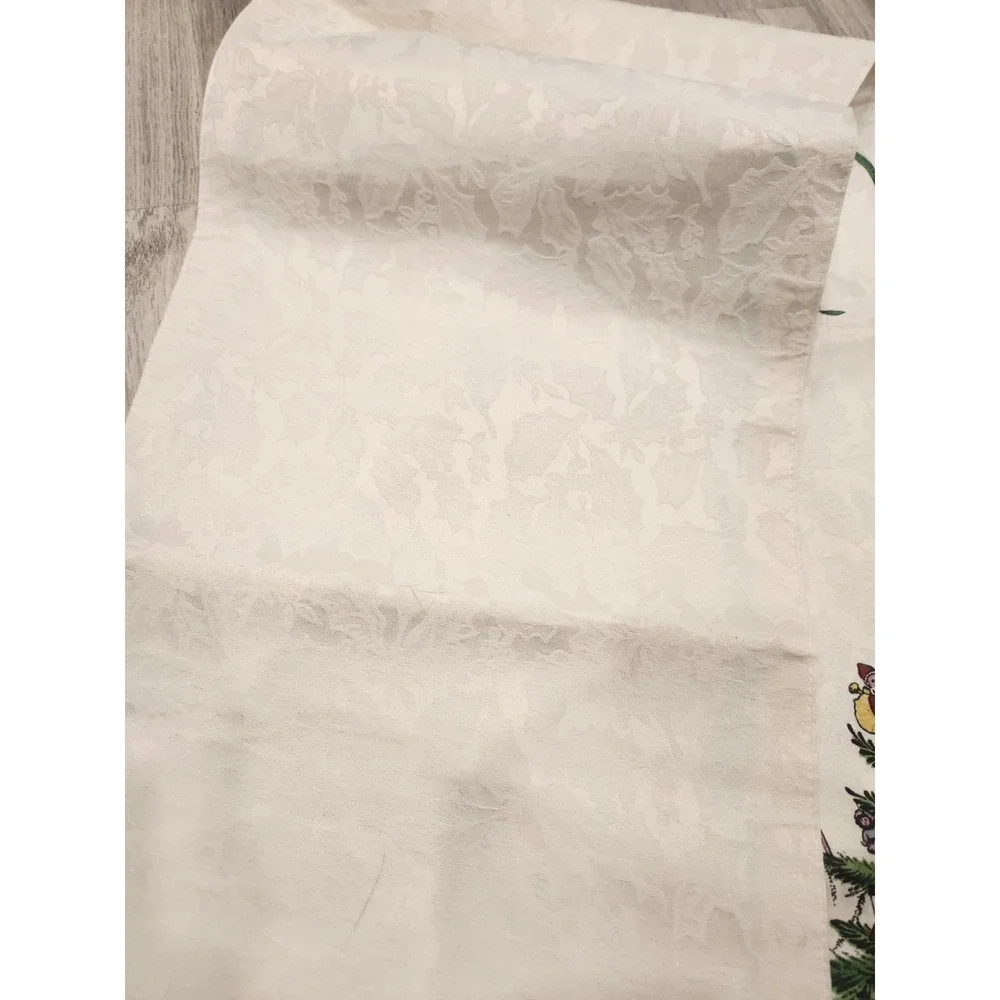Avanti Linens Spode Christmas Tree Tapestry Table Runner Cream 70x13.5